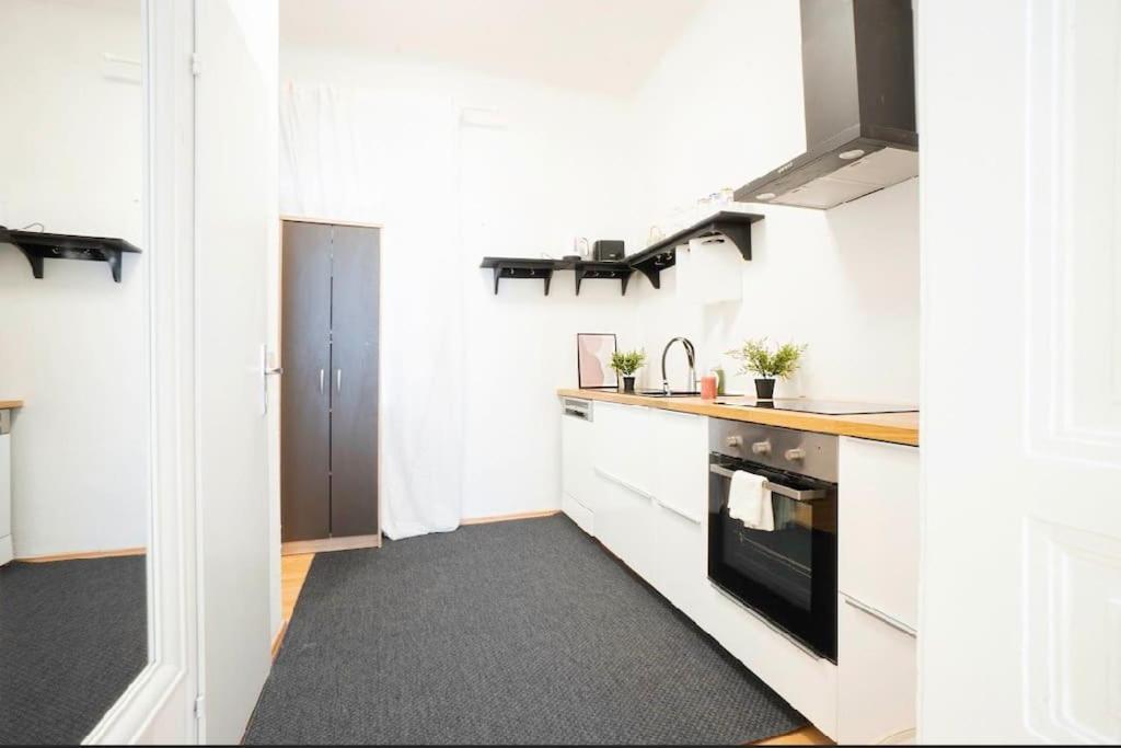 Cozy Flat - 10Min To City Center ! Vienna Exterior photo
